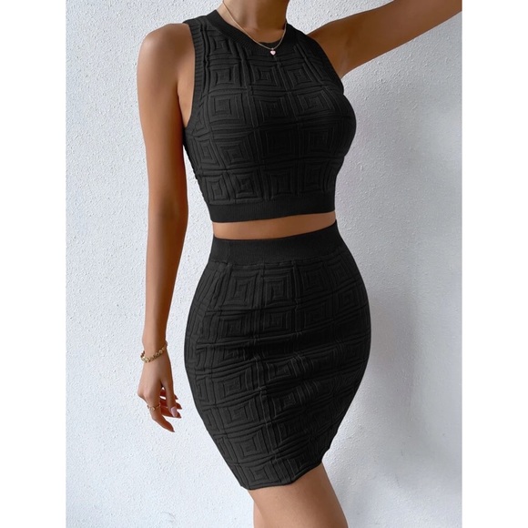 Camila Crop Knit Top & Skirt - Picture 7 of 8